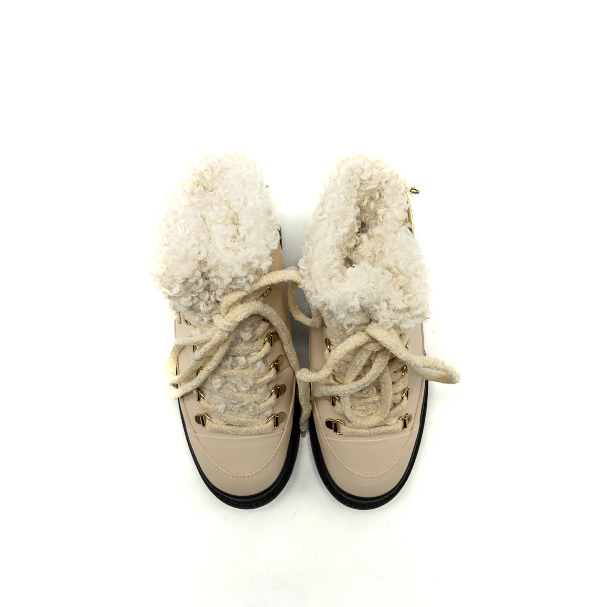 Chanel 20k Size 36 Shearling Boots Beige/Black