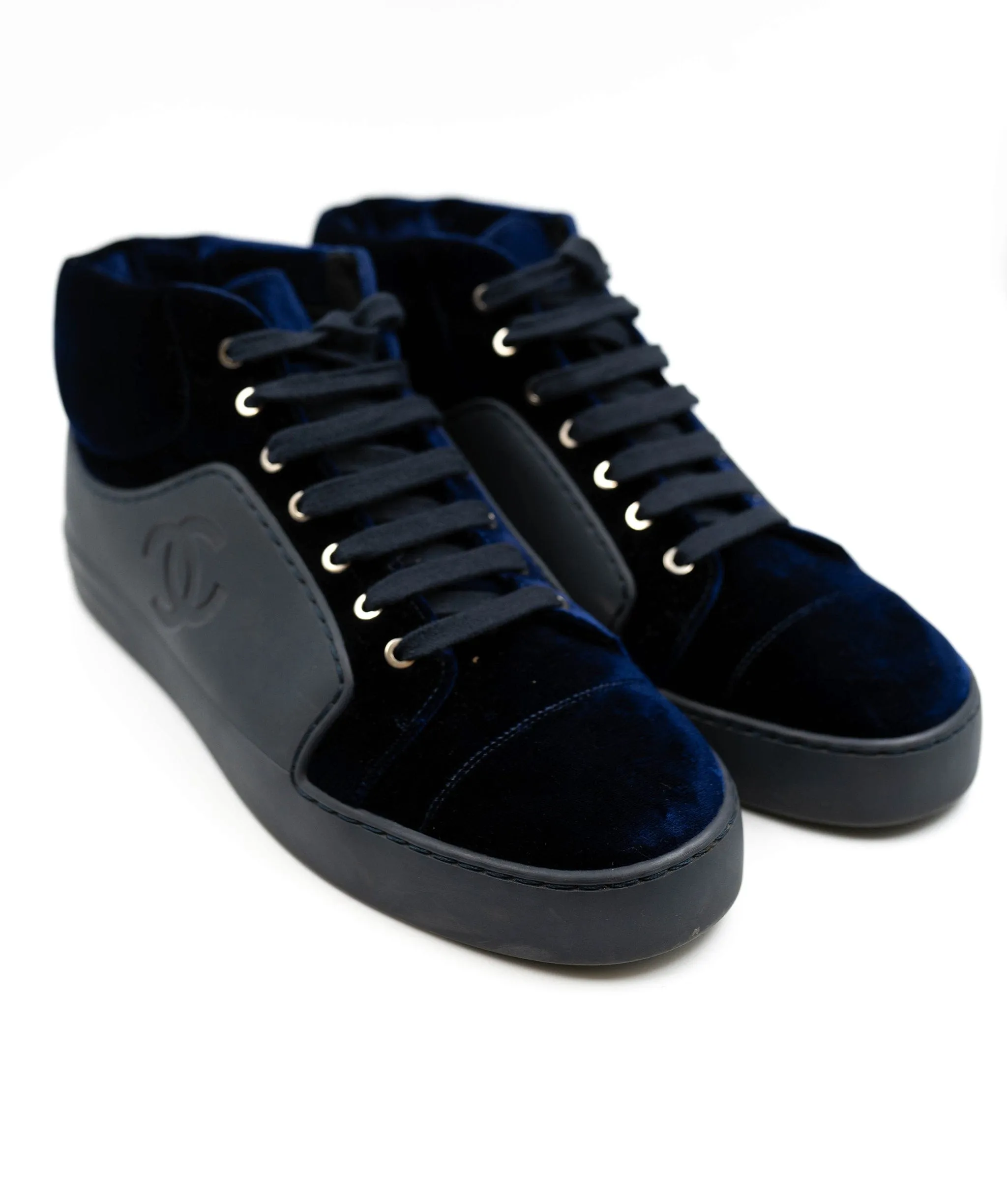 Chanel Navy Velvet/Leather Trainers Size 40.5