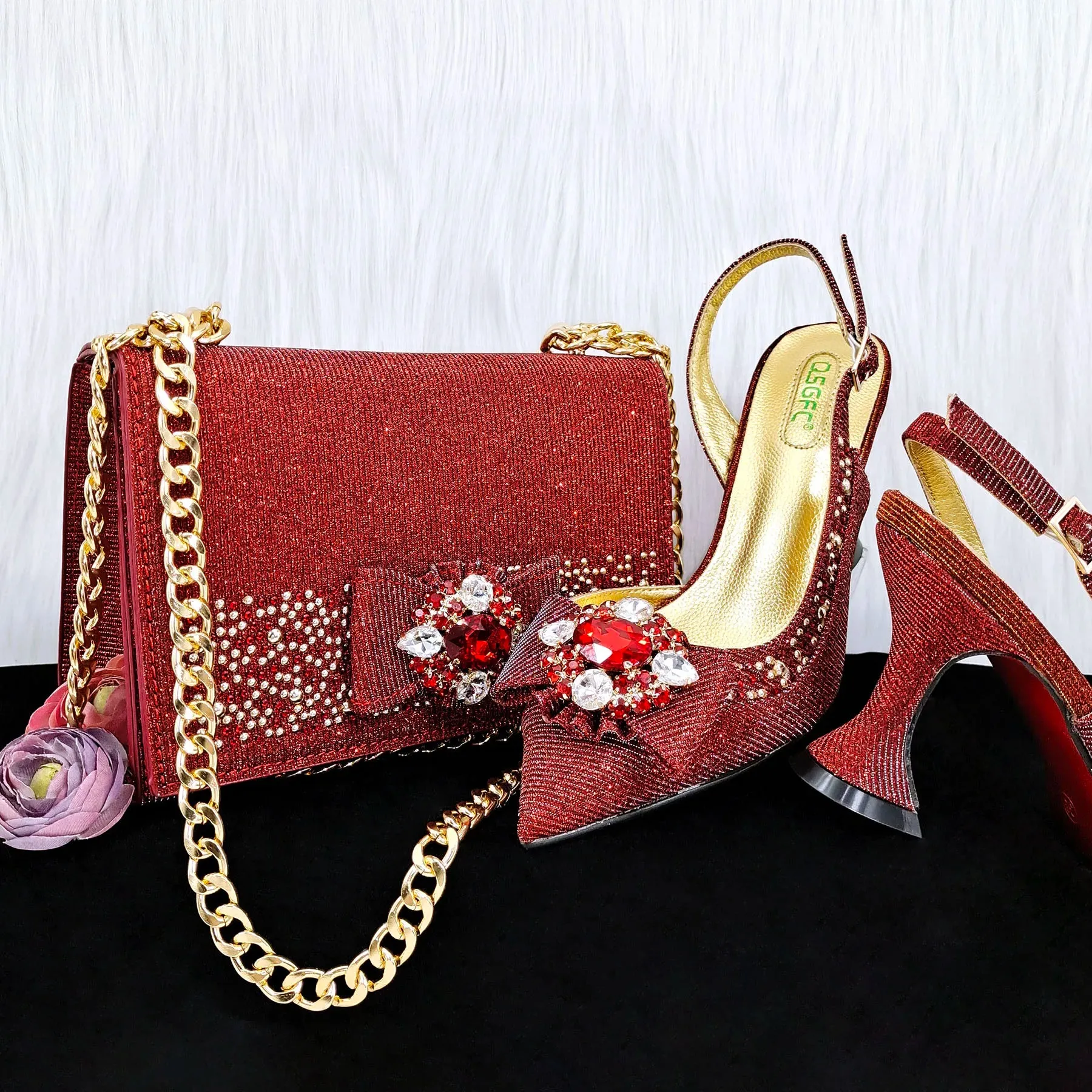 Elegant Set Pointed Toe Shoes And Bag Set