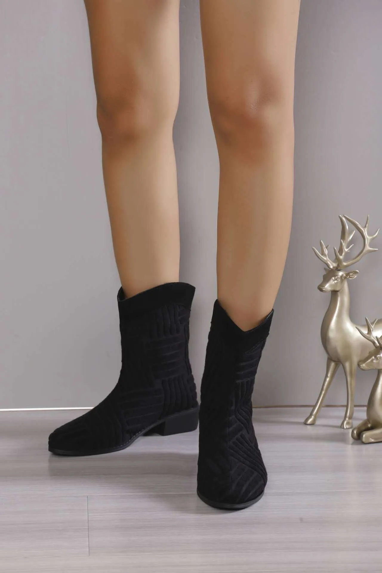 elveswallet Plush colorful mid-calf boots