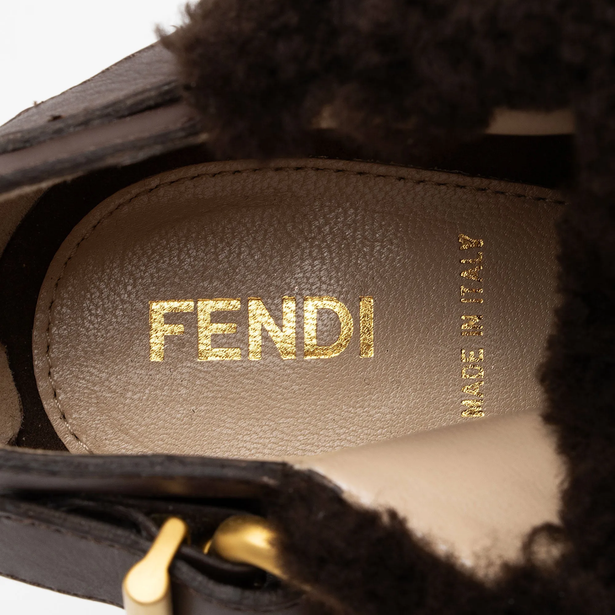 Fendi Suede Shearling Platform Ankle Boots - Size 9.5 / 39.5 (SHF-iHQvwi)