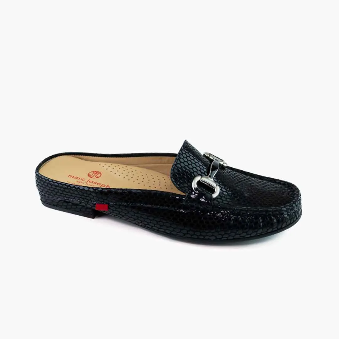 Grand St Mule, Women