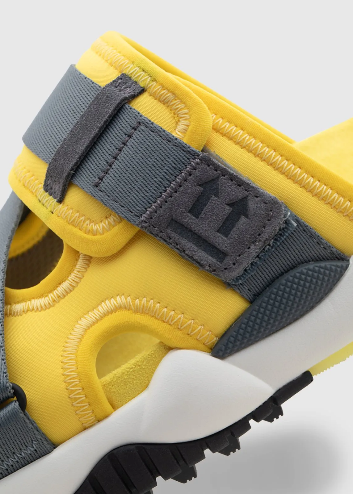 OFF-WHITE: ODDSY STRAP SLIDERS [YELLOW]