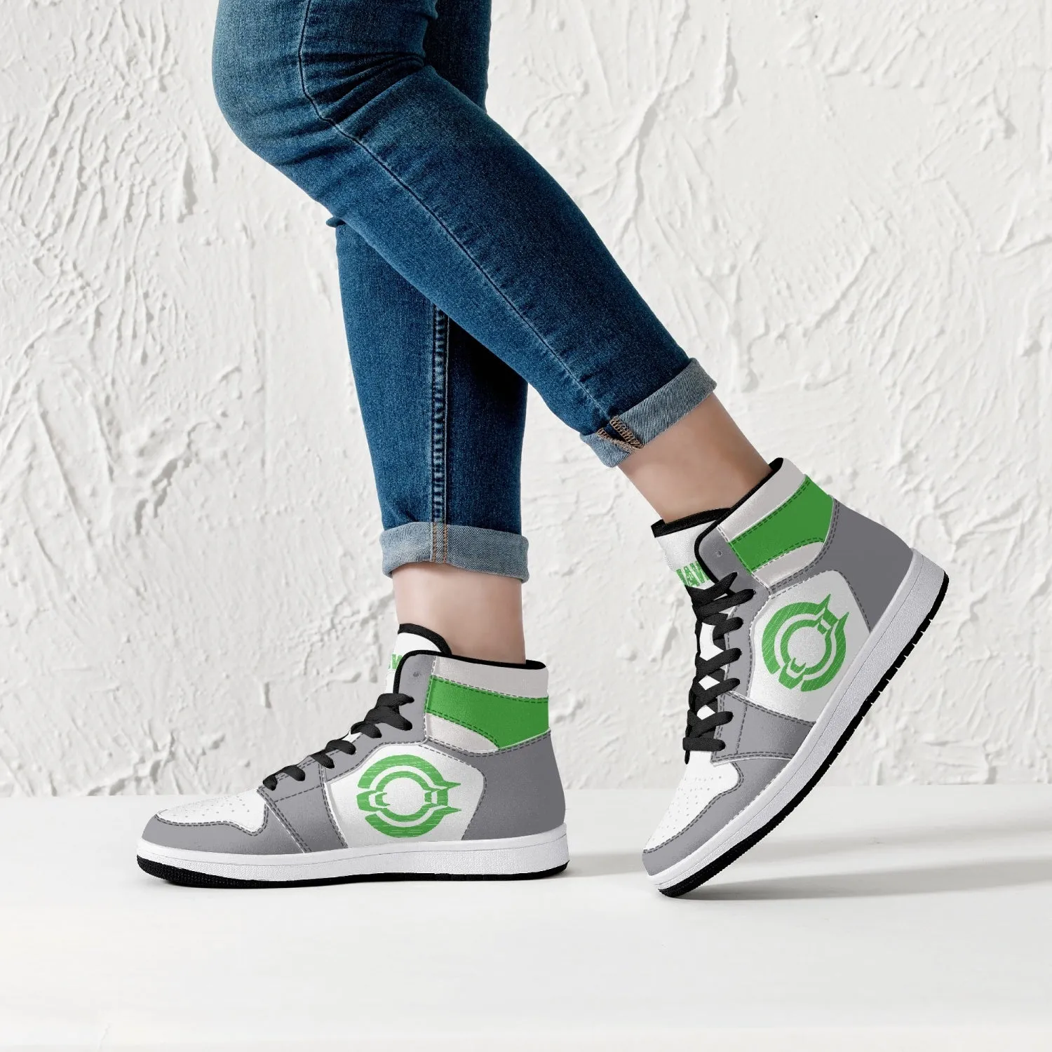 OOTAMAWAE Original Brand High-Top Leather Sneakers - Grey Green logo