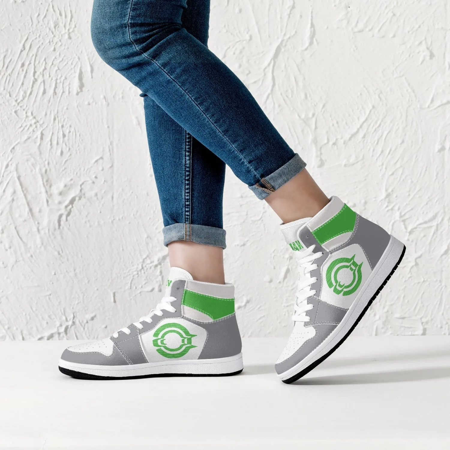 OOTAMAWAE Original Brand High-Top Leather Sneakers - Grey Green logo