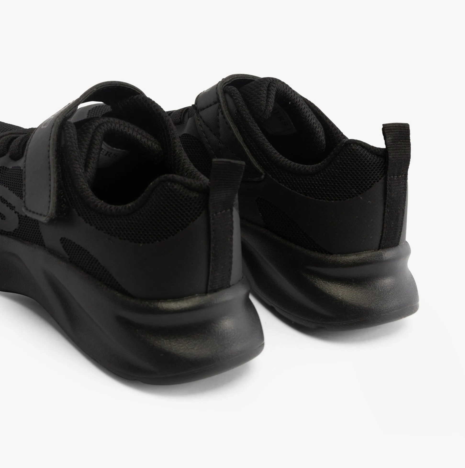 Skechers 303552L/BBK DYNAMATIC Kids Trainers Black